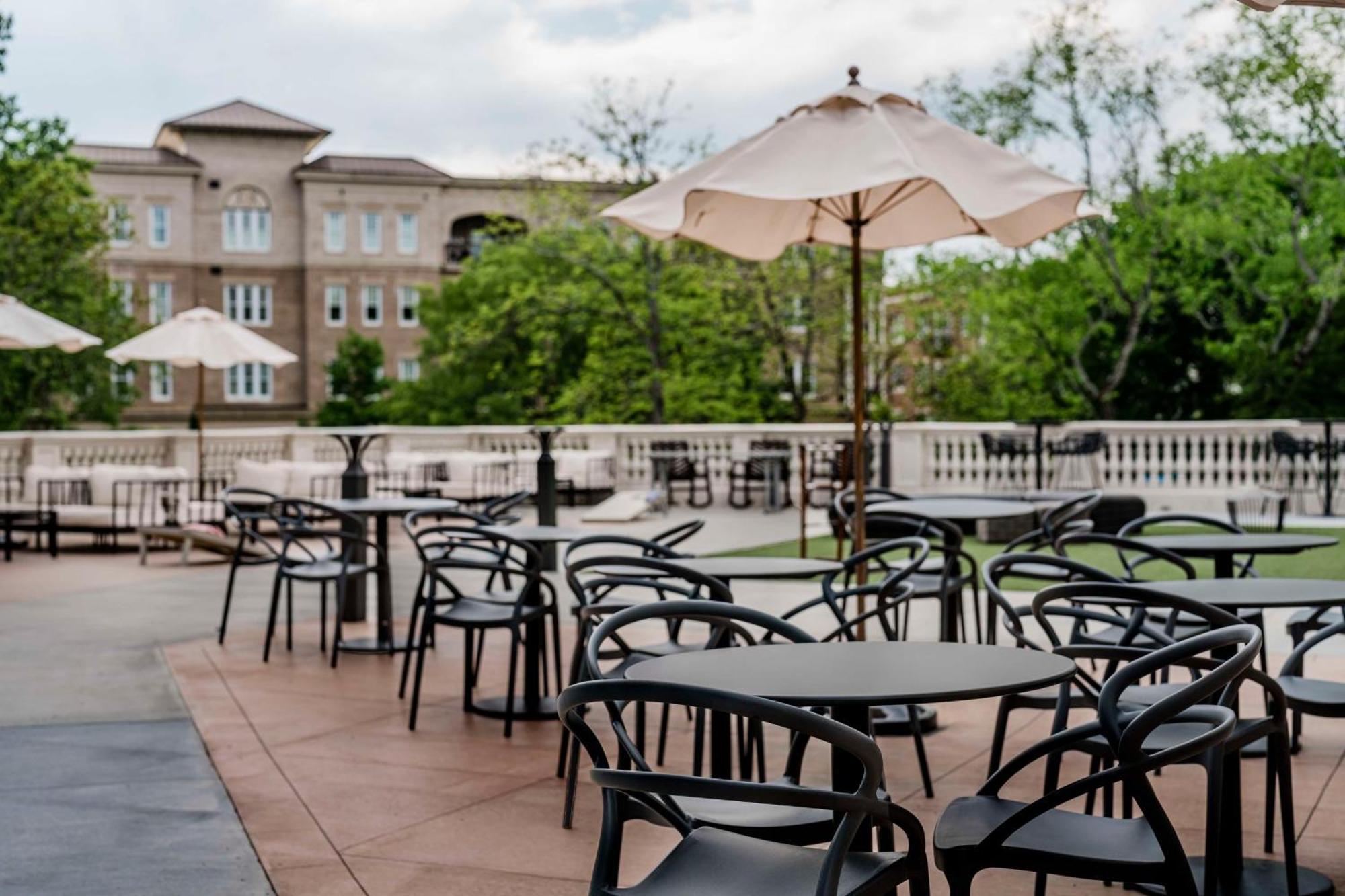 The Hamilton Alpharetta, Curio Collection By Hilton 4* Alpharetta